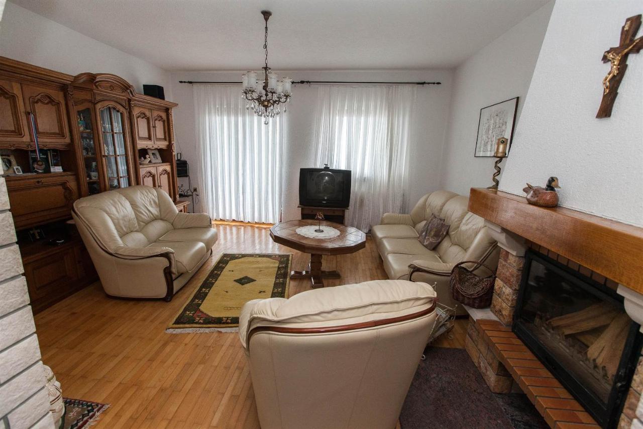 Apartments With A Parking Space Crikvenica - 11307 Exterior foto