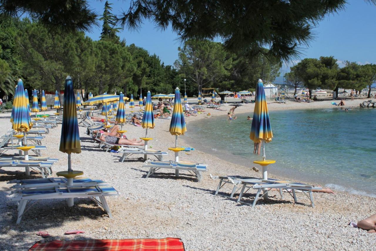Apartments With A Parking Space Crikvenica - 11307 Exterior foto